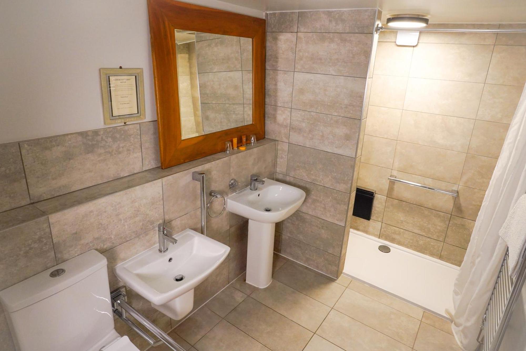 Lazaat Hotel Skidby Εξωτερικό φωτογραφία