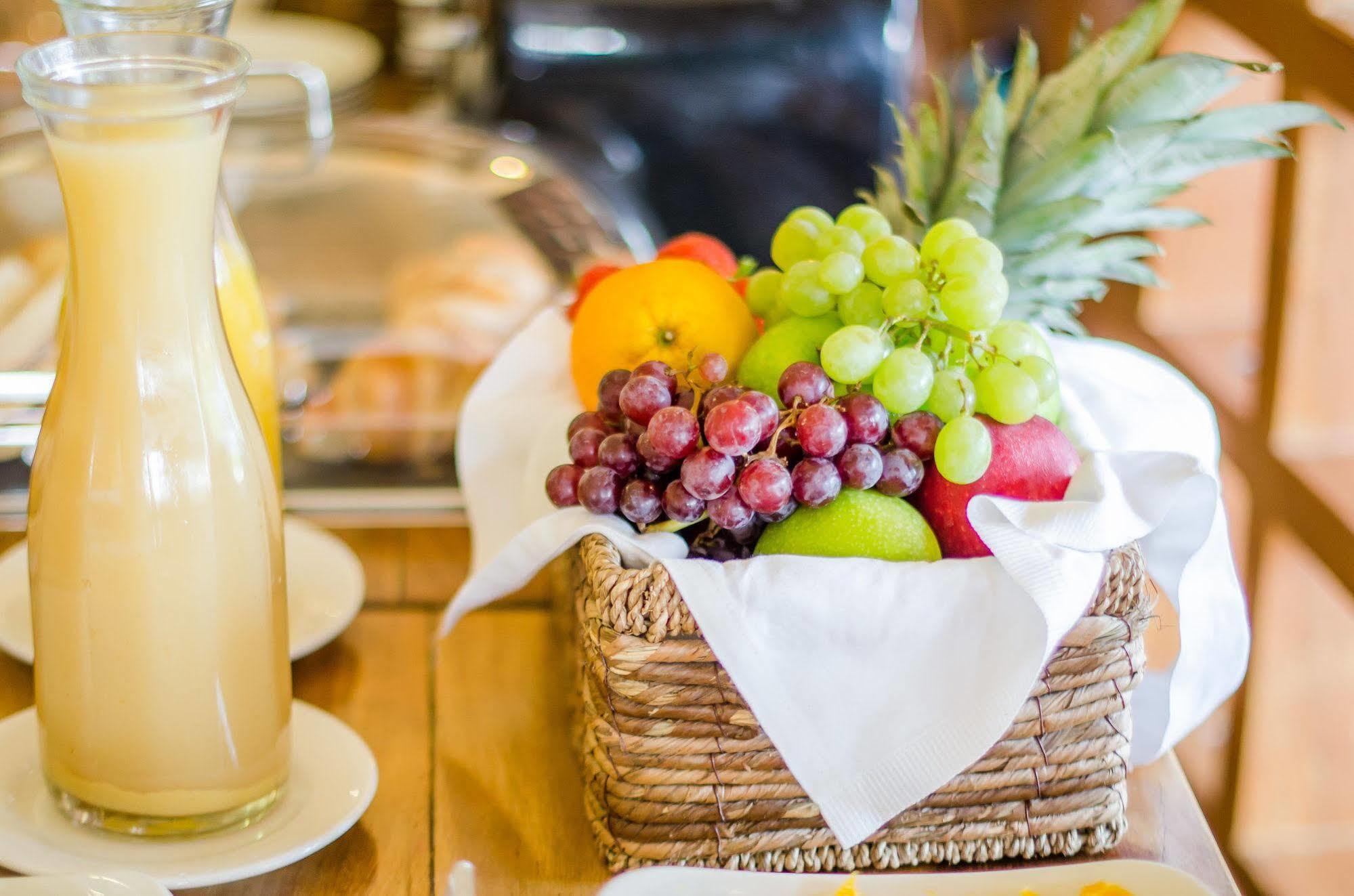 Lazaat Hotel Skidby Εξωτερικό φωτογραφία